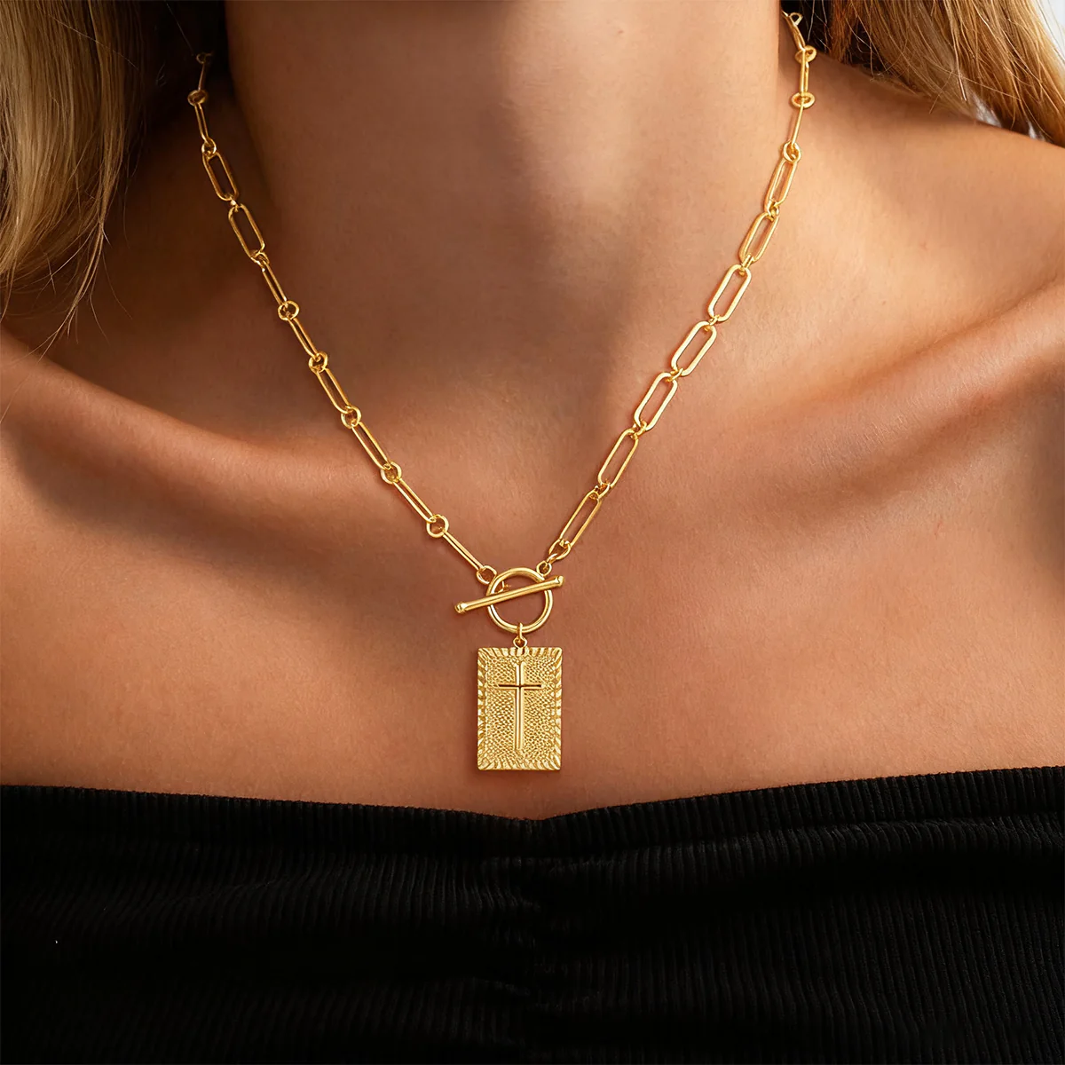 ✝️ Cross Pendant Paperclip Chain Necklace, Unisex, Waterproof and Sweat-Resistant, Fade-Proof - Image 4