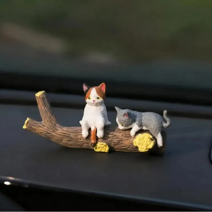 Hand-Painted Mini Cat Desk Figurines 😺 - Image 4
