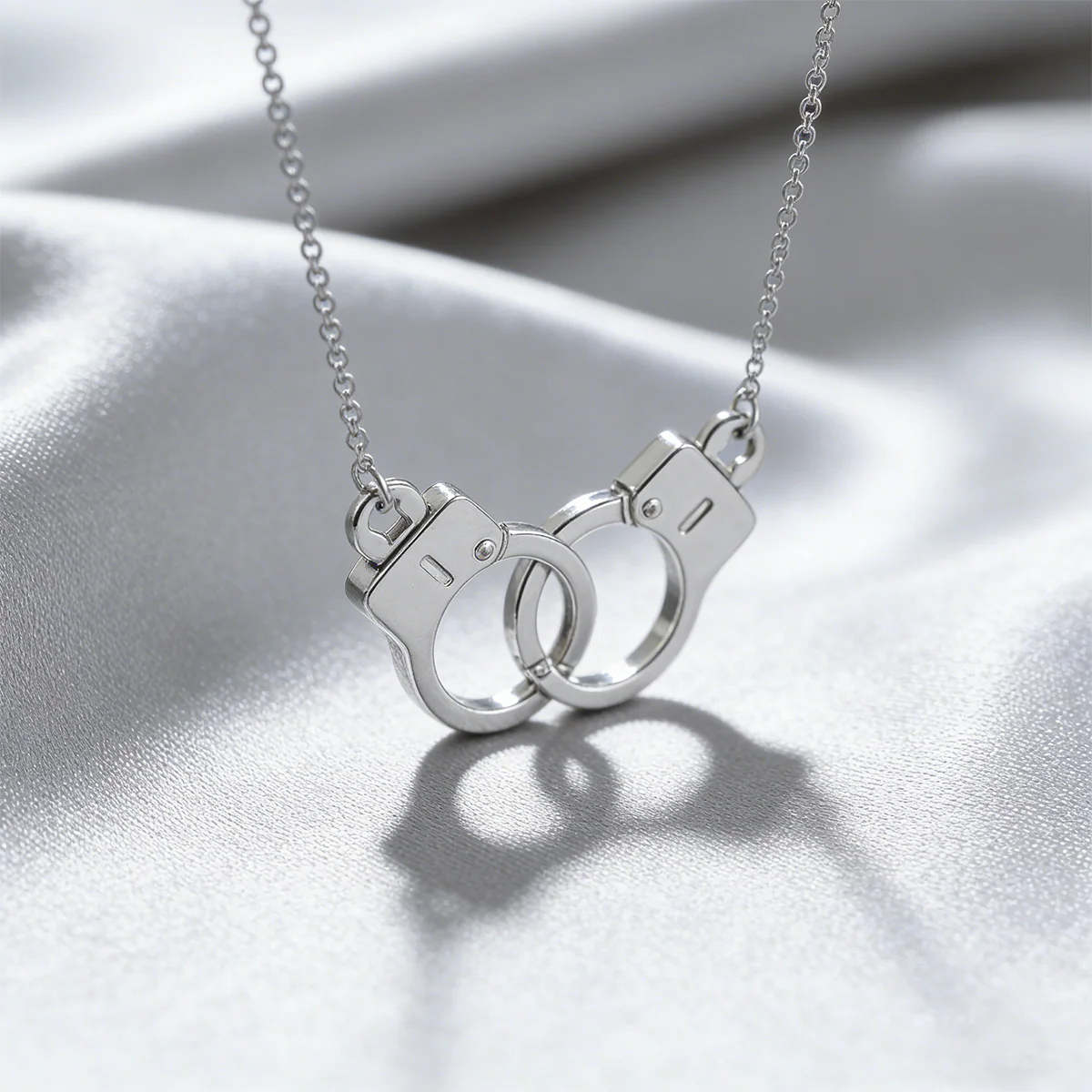 Symbolic Connection Necklace – Minimalist Jewelry with Meaning - Image 4